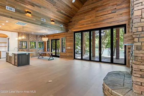Living - 262 Bryn Dwr Ln, Equality, AL 36026 photo 1 of 2