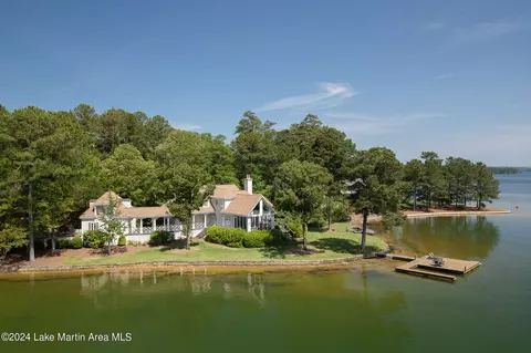 700 Trillium Dr, Eclectic, AL 36024