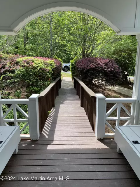472 Needle Eye Rd, Equality, AL 36026