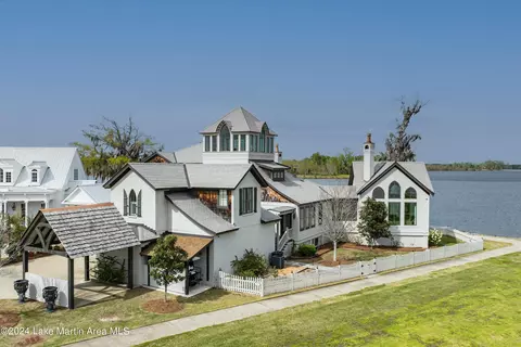 120 Crescent Way, Pike Road, AL 36064