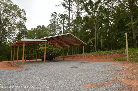 227 Santa Barbara Dr, Dadeville, AL 36853