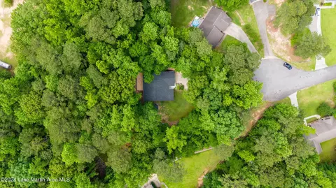 182 Thomas Ln, Alexander City, AL 35010