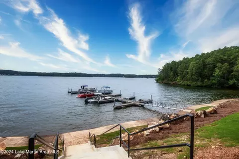40 Crowne Pointe #105, Dadeville, AL 36853