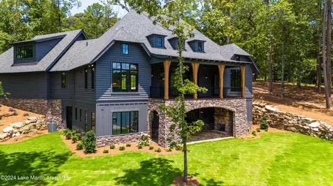 438 Luannes Way, Alexander City, AL 35010