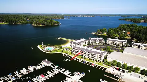 445 Marina Point Unit A305 Rd, Dadeville, AL 36853