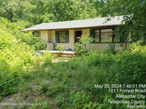 1011 Forrest Rd, Alexander City, AL 35010