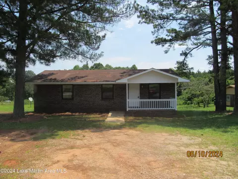 226 Rowe St, Dadeville, AL 36853