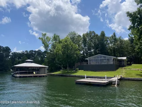 330 Breezy Point Dr, Eclectic, AL 36024