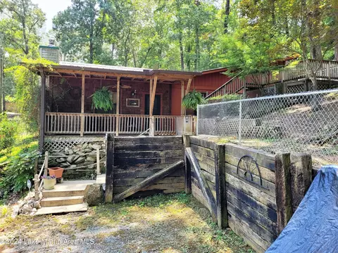 105 Hill Dr, Eclectic, AL 36024