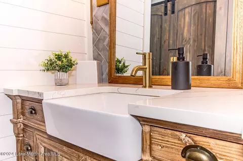 Bath - 1621 Moonbranch Dr, Dadeville, AL 36853 photo 4 of 4