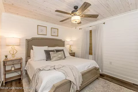 Bedroom - 1621 Moonbranch Dr, Dadeville, AL 36853 photo 3 of 5