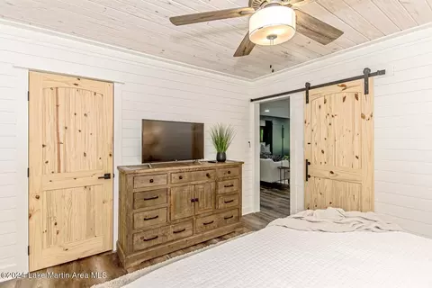 Bedroom - 1621 Moonbranch Dr, Dadeville, AL 36853 photo 1 of 5