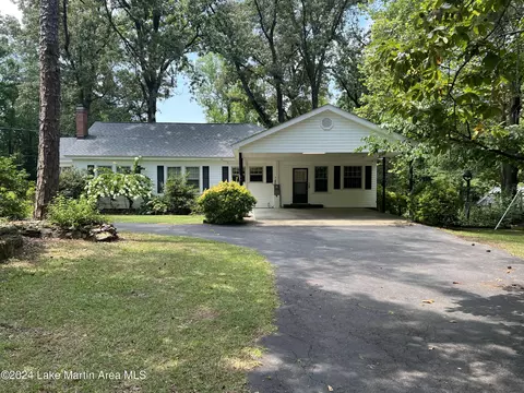 345 Claybrook Dr, Alexander City, AL 35010