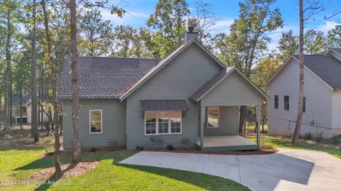115 Village Trl, Dadeville, AL 36853
