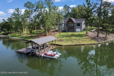 1559 Sturdivant Rd, Jacksons Gap, AL 36861