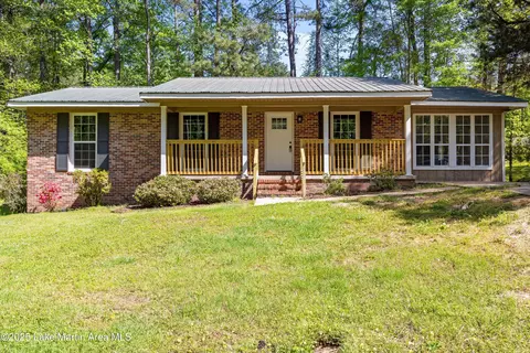 1945 Reeves Rd, Alexander City, AL 35010