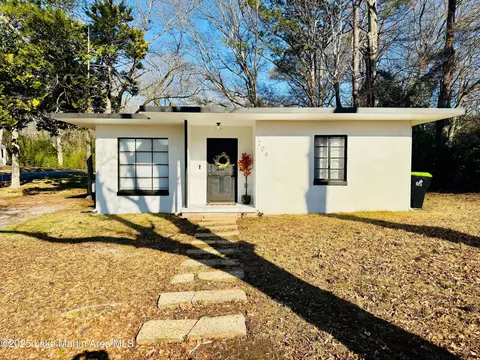 209 Nan St, Alexander City, AL 35010