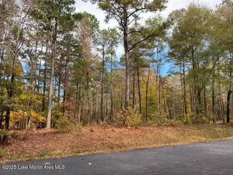 31 Buckview Ln, Dadeville, AL 36853