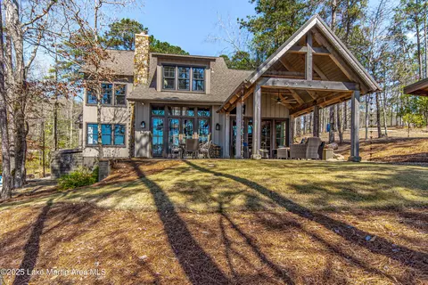 624 Amber Dr, Jacksons Gap, AL 36861