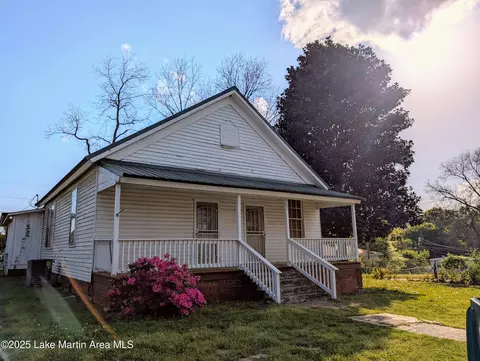 311 John St, Tallassee, AL 36078