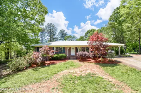 1170 Columbus St, Dadeville, AL 36853