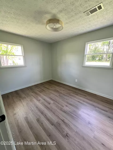 Bedroom - 170 1st Ave, Eclectic, AL 36024 photo 2 of 2