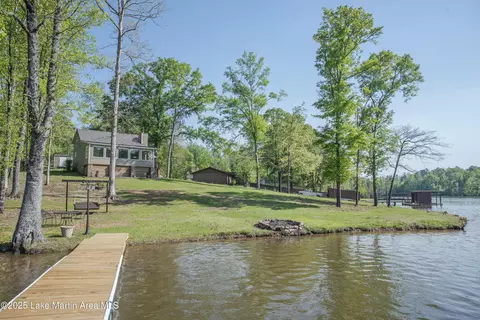 790 Lakeview Hts, Jacksons Gap, AL 36861