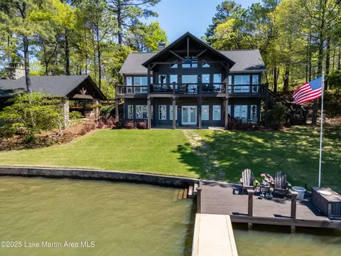 25 Hawks Pt, Dadeville, AL 36853