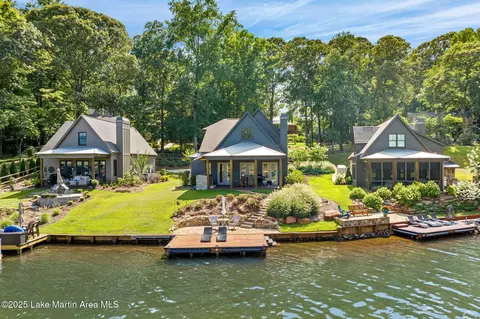201 Landing Dr, Dadeville, AL 36853