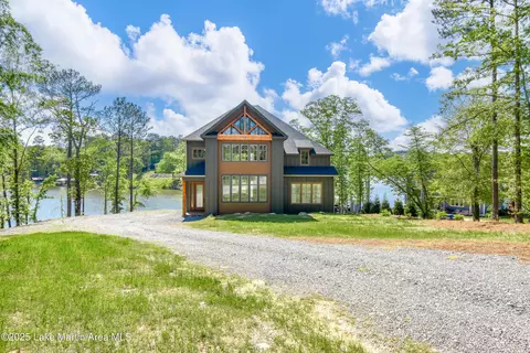 1573 Sturdivant Rd, Jacksons Gap, AL 36861