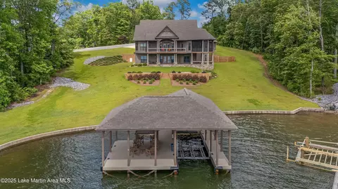 101 Mason Rd, Tallassee, AL 36078