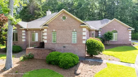 1407 College St, Alexander City, AL 35010