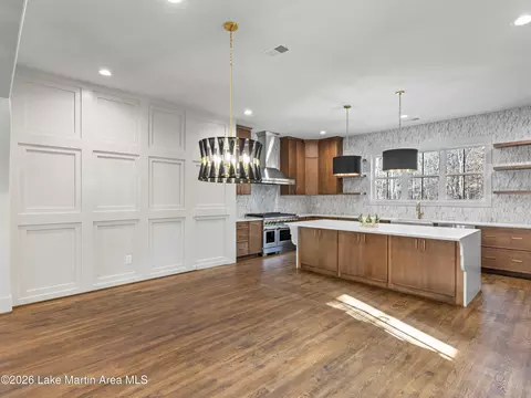 Kitchen - 64 Bayview Dr, Jacksons Gap, AL 36861 photo 3 of 9