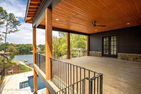 Exterior - 64 Bayview Dr, Jacksons Gap, AL 36861 photo 9 of 11