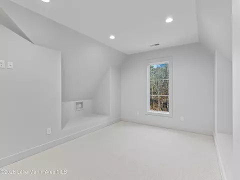 Bedroom - 64 Bayview Dr, Jacksons Gap, AL 36861 photo 1 of 9
