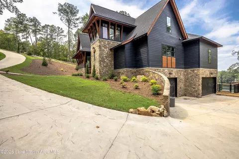 Exterior - 64 Bayview Dr, Jacksons Gap, AL 36861 photo 11 of 11