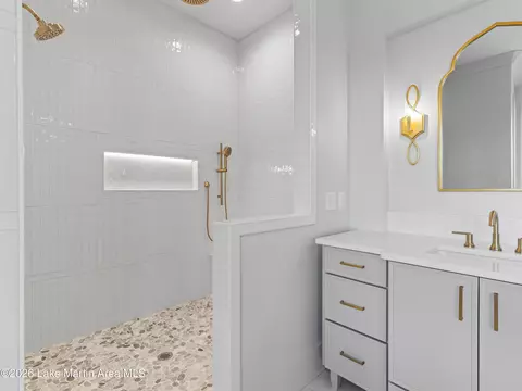 Bath - 64 Bayview Dr, Jacksons Gap, AL 36861 photo 5 of 7