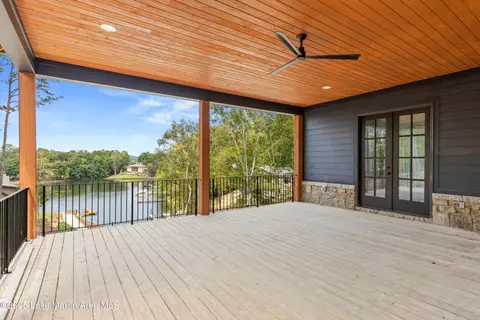 Exterior - 64 Bayview Dr, Jacksons Gap, AL 36861 photo 5 of 11