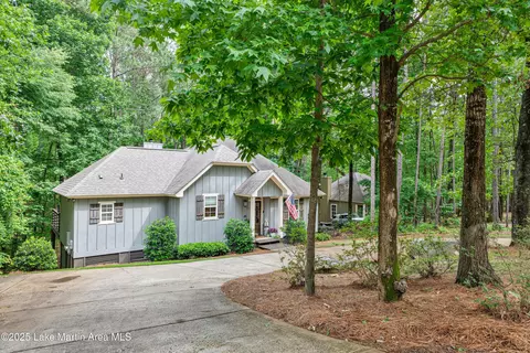 123 Village Cir, Dadeville, AL 36853