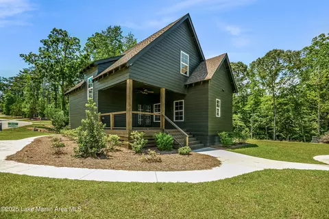 325 Whisper Trce, Tallassee, AL 36078