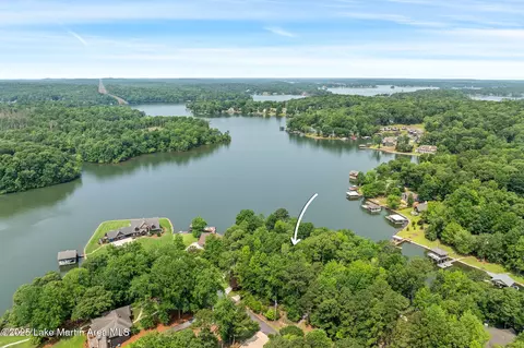 226 Tanglewood Ln, Dadeville, AL 36853