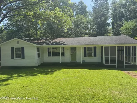 173 Enniis Berry Ln, Alexander City, AL 35010