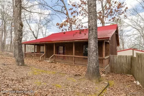 331 Cove Dr, Eclectic, AL 36024