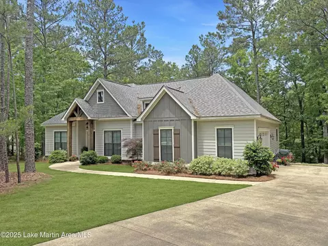 782 Stillwaters Dr, Dadeville, AL 36853