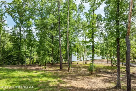 1728-31 Sturdivant Rd, Jacksons Gap, AL 36861