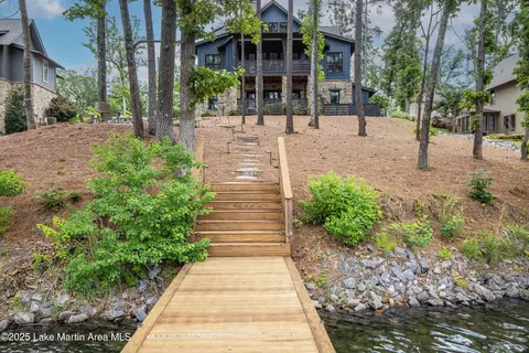 391 Old Jay Rd, Eclectic, AL 36024