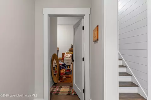 Entry Way - 391 Old Jay Rd, Eclectic, AL 36024 photo 5 of 7