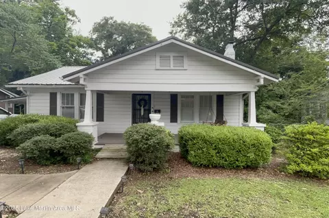 9 Douglas Ave, Sylacauga, AL 35150