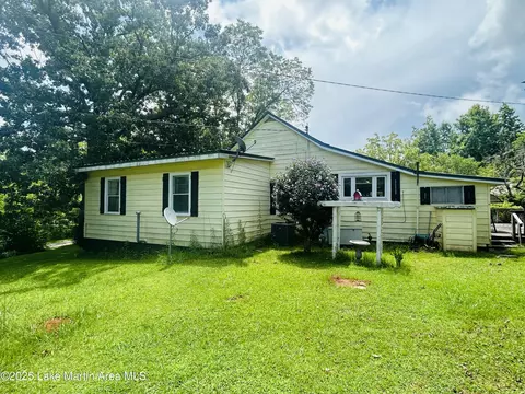 Exterior - 619 Madwind Rd, Jacksons Gap, AL 36861 photo 11 of 25