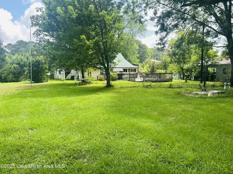 Exterior - 619 Madwind Rd, Jacksons Gap, AL 36861 photo 13 of 25